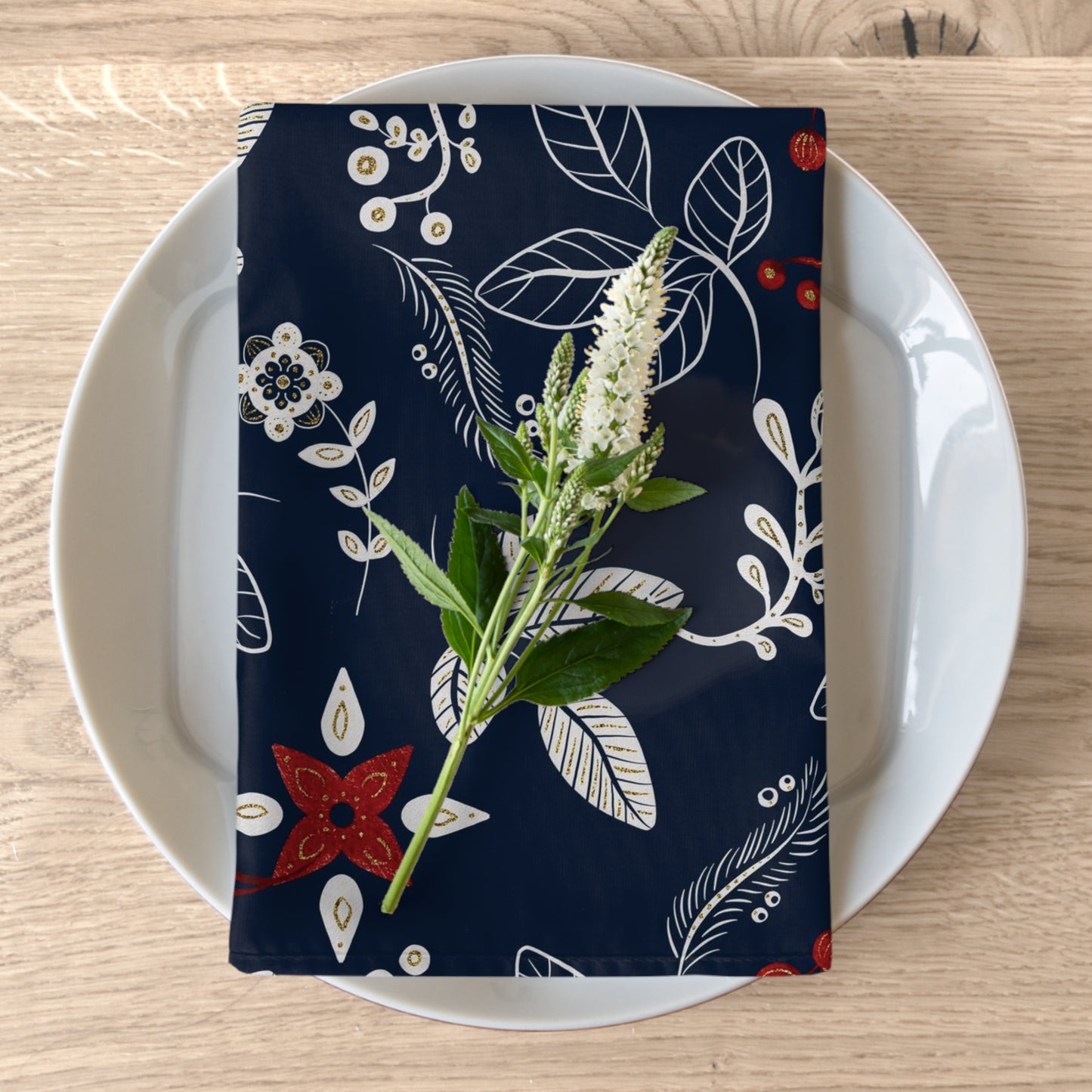 Navy Blue and Red Berry Christmas Napkins / Set of 4