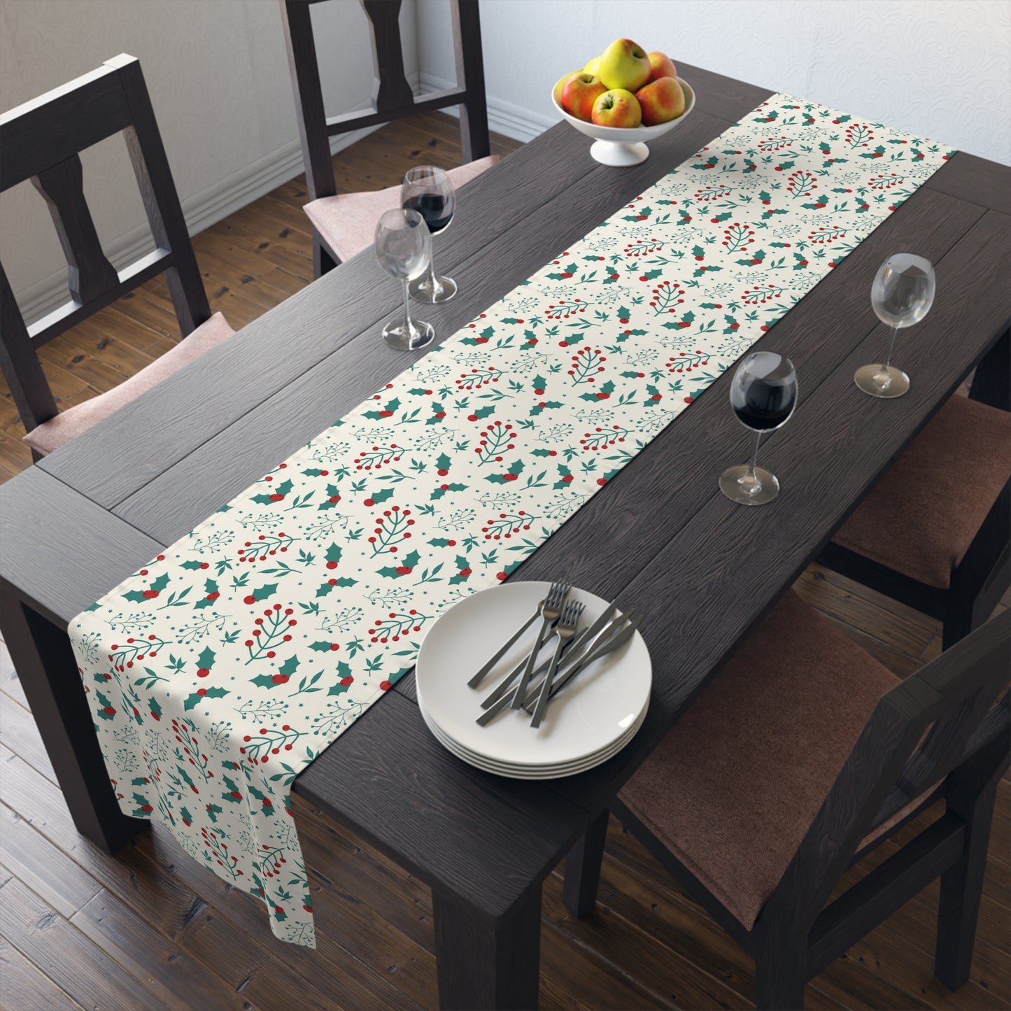 Christmas Table Runner / Christmas Berry Table Runner