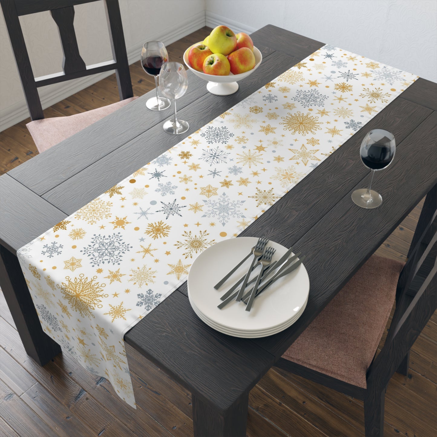 Winter Snowflake Table Runner