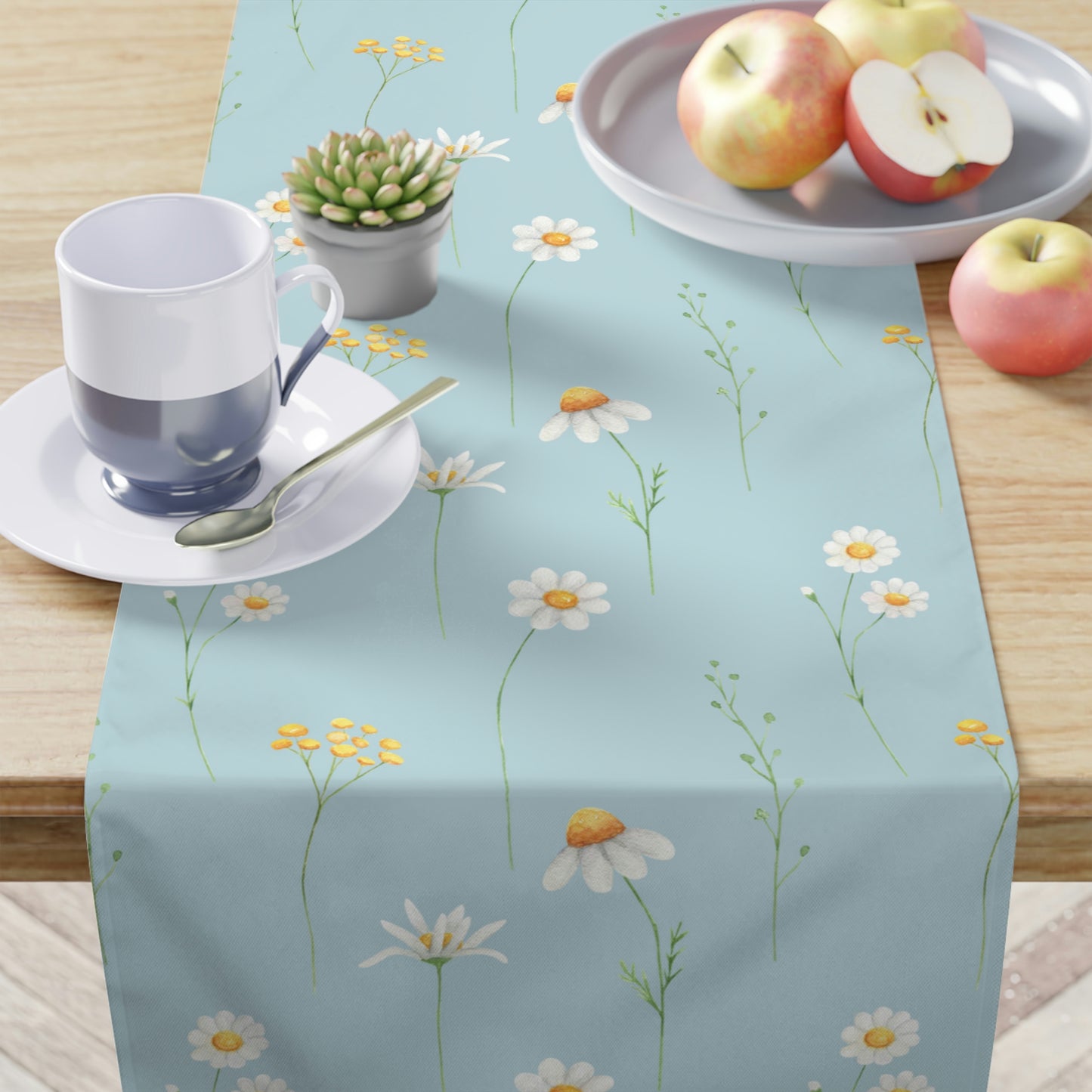 Summer Blue Table Runner / Daisy Table Runner