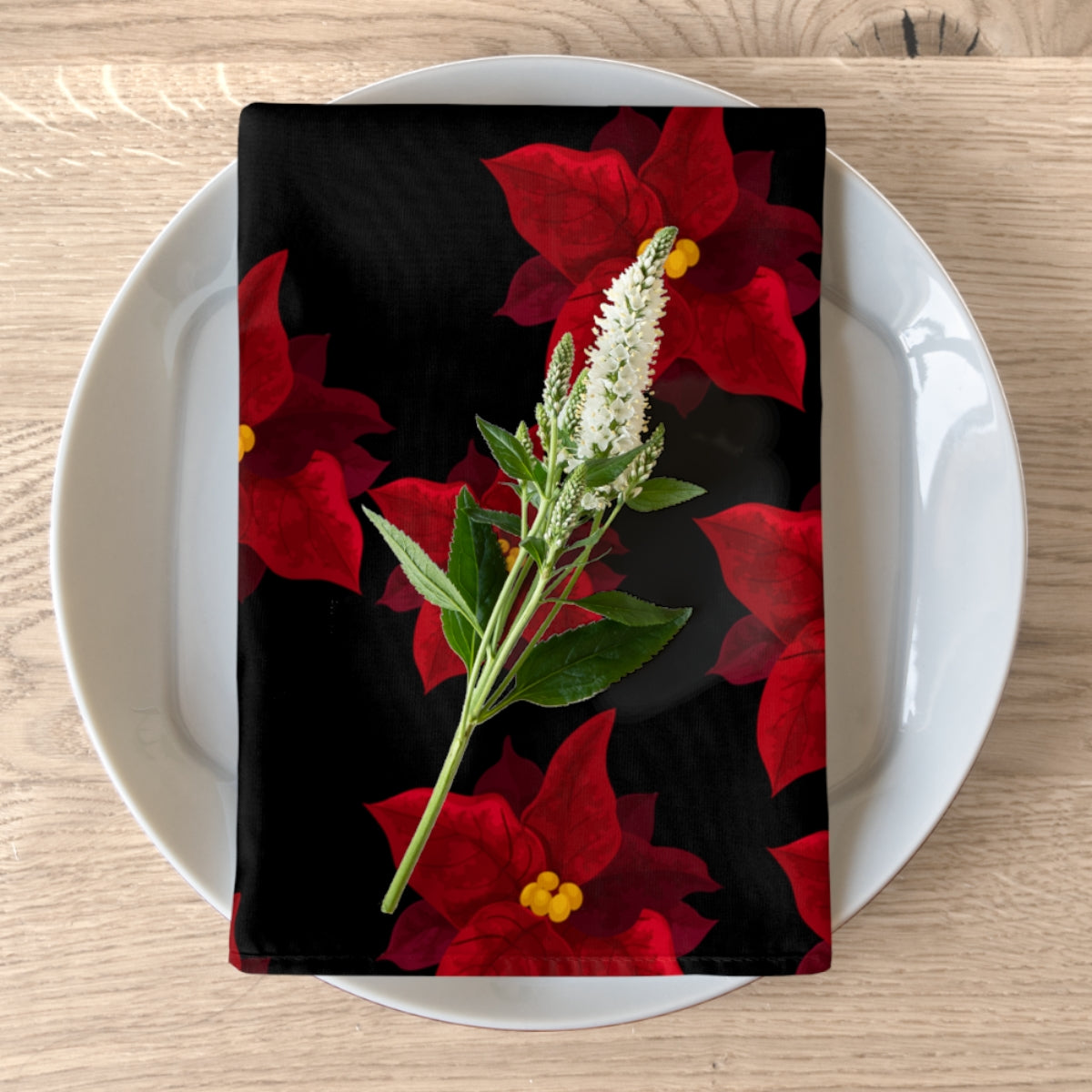 Christmas Napkins / Poinsettia Christmas Decor / Poinsettia Napkins