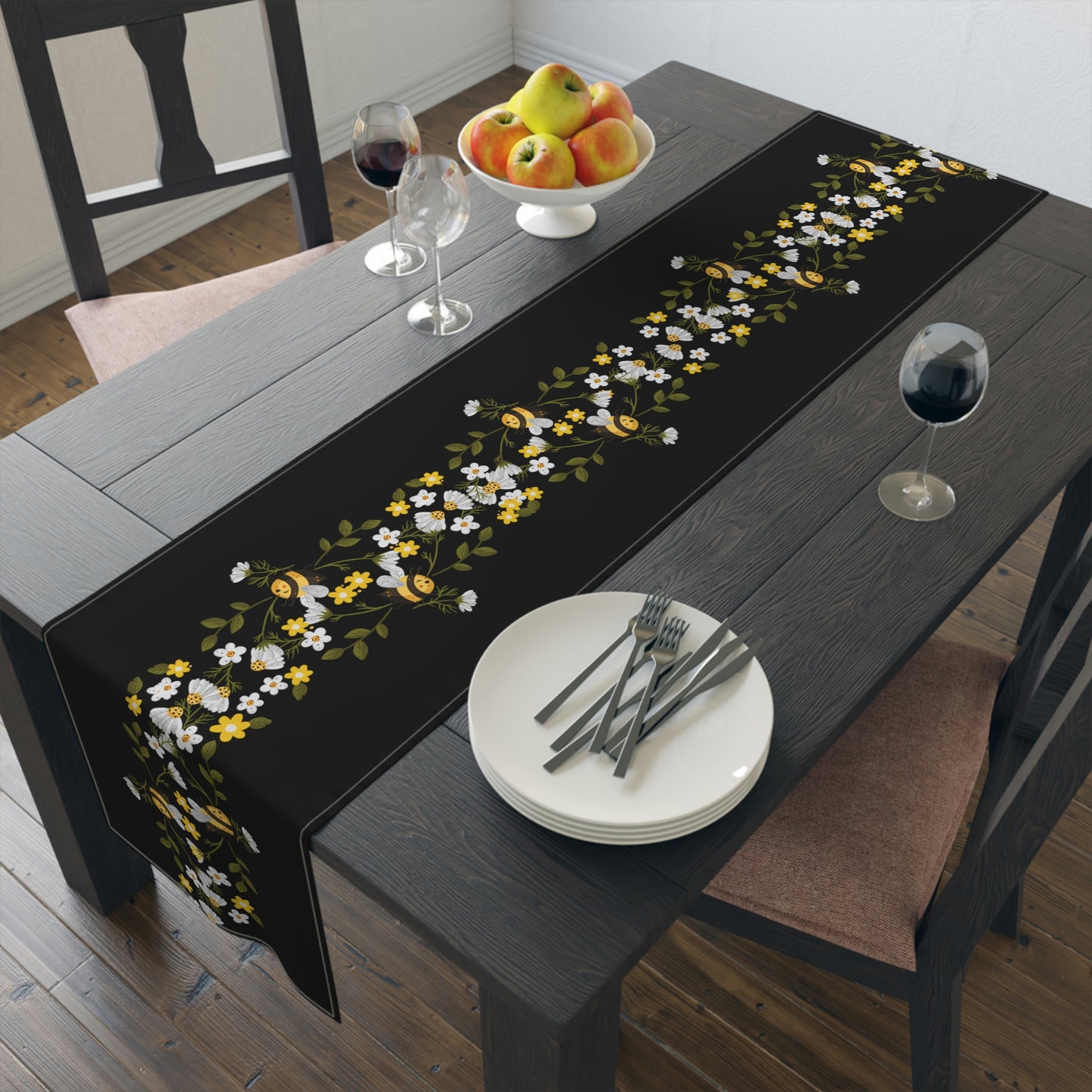 Honey Bee Table Runner / Summer Table Runner