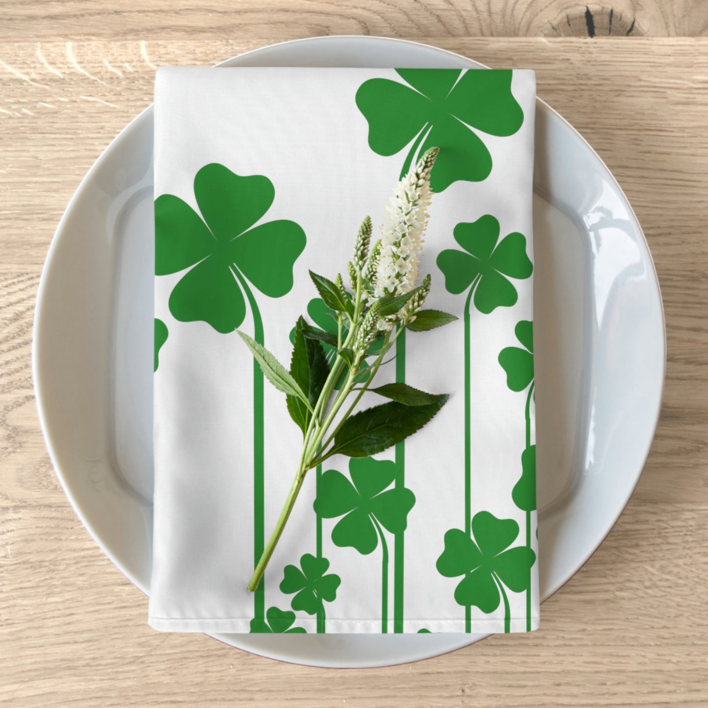 St Patrick's Day Napkins / St Patrick's Day Decor / Shamrock Napkins