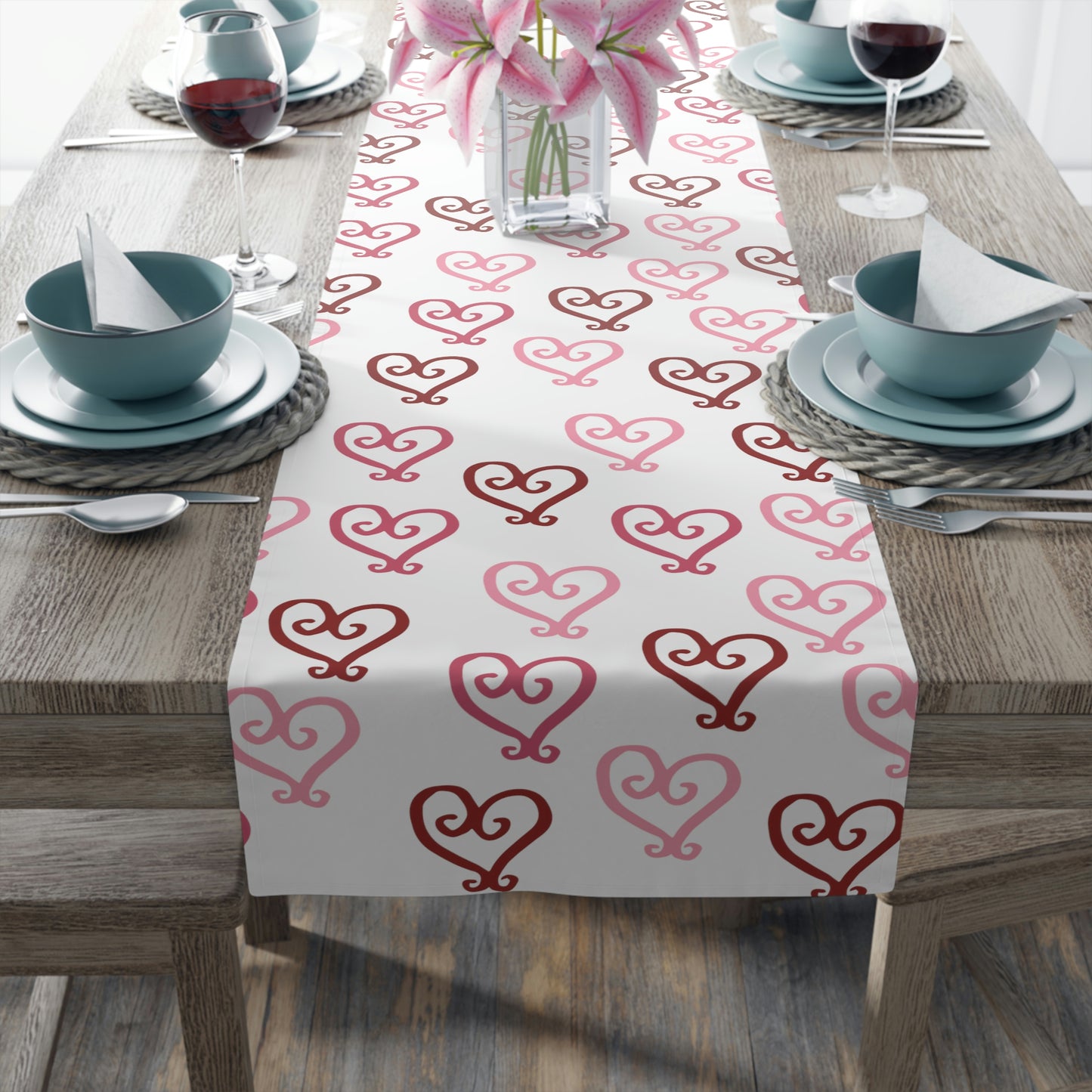 Valentine's Day Table Runner / Valentine's Day Decor / Pink Heart Decor / Valentine's Table Decor / Pink Table Runner