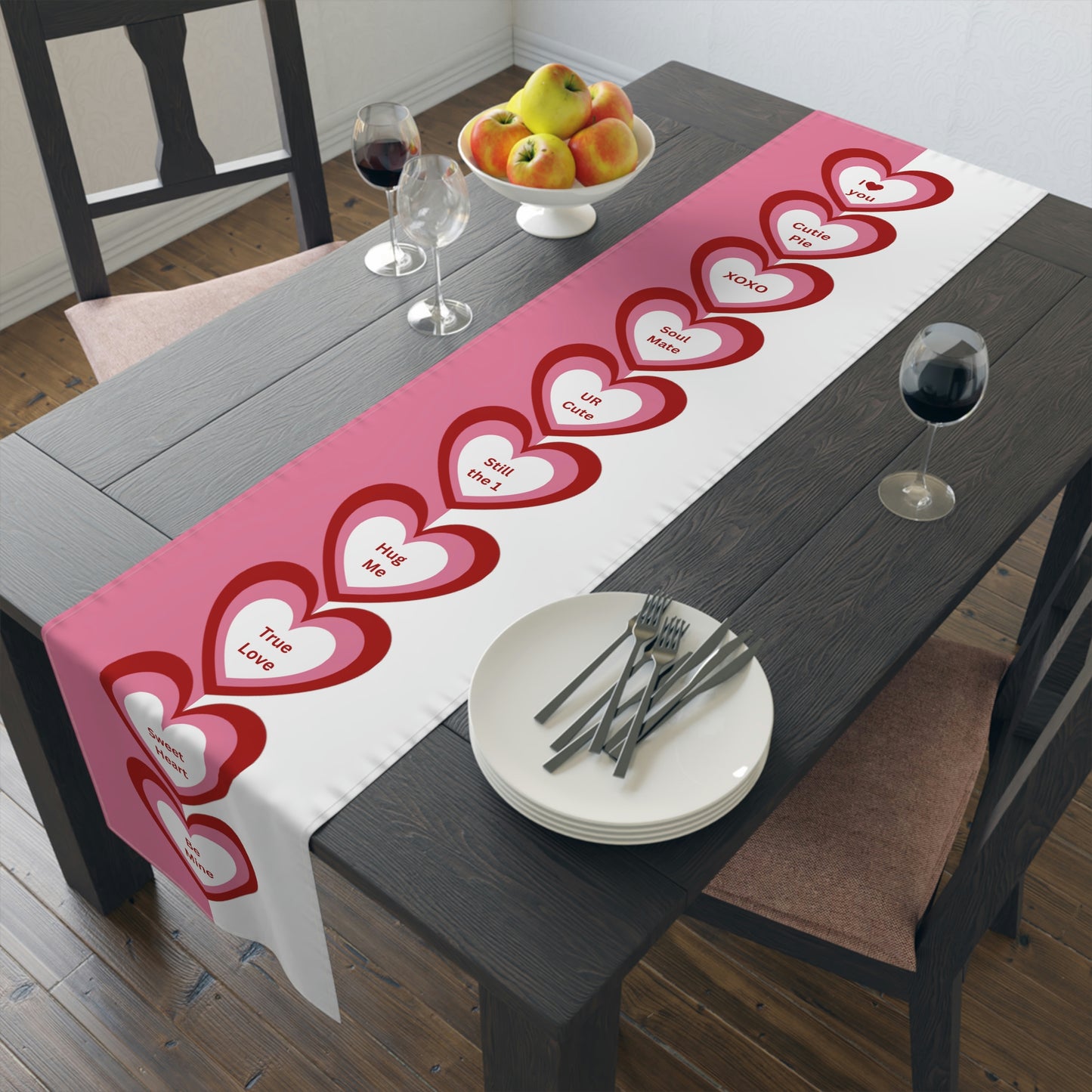 Valentine's Day Decor /Valentine's Day Table Runner