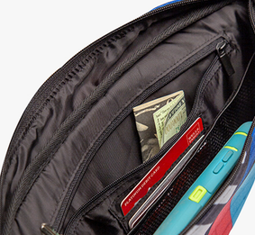 picture of the inside pockets of the daisy fanny pack