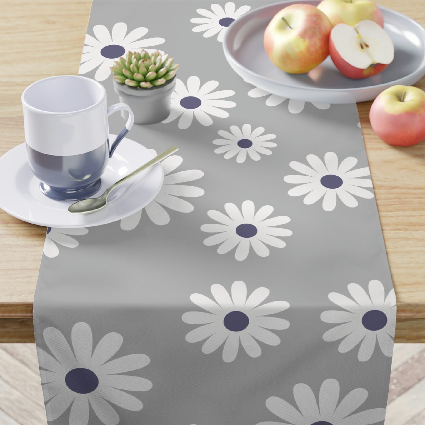 Summer Table Runner / Daisy Table Runner