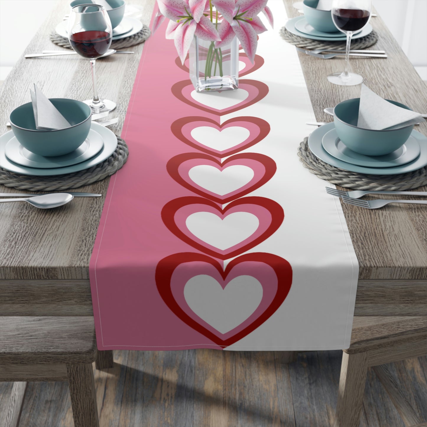 Valentine's Day Table Runner / Valentine's Day Decor / Heart Decor / Red and Pink Valentine's Decor