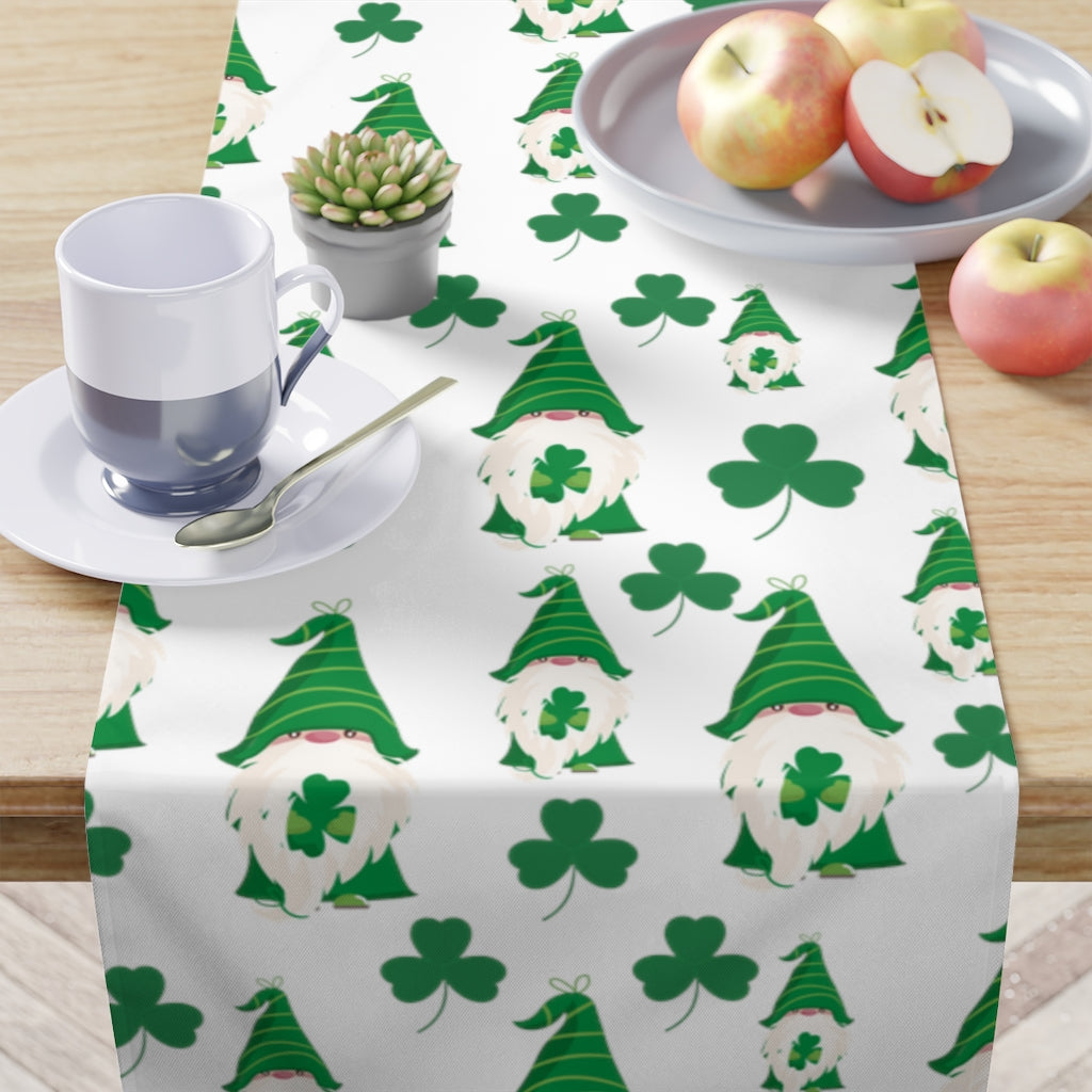 St Patricks Day Table Runner / Gnome Table Runner / St Patricks Day Gnome Decor / Shamrock Decor / Shamrock Table Runner