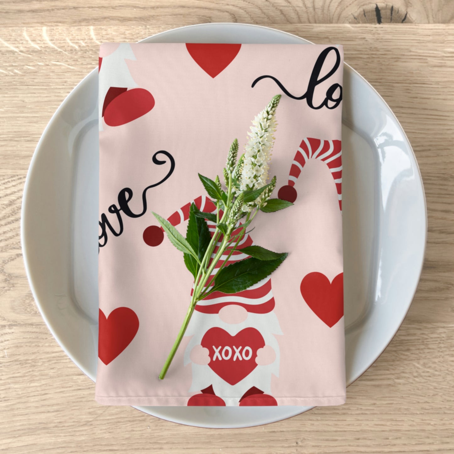 Valentine's Day Gnome Napkins / Set of 4
