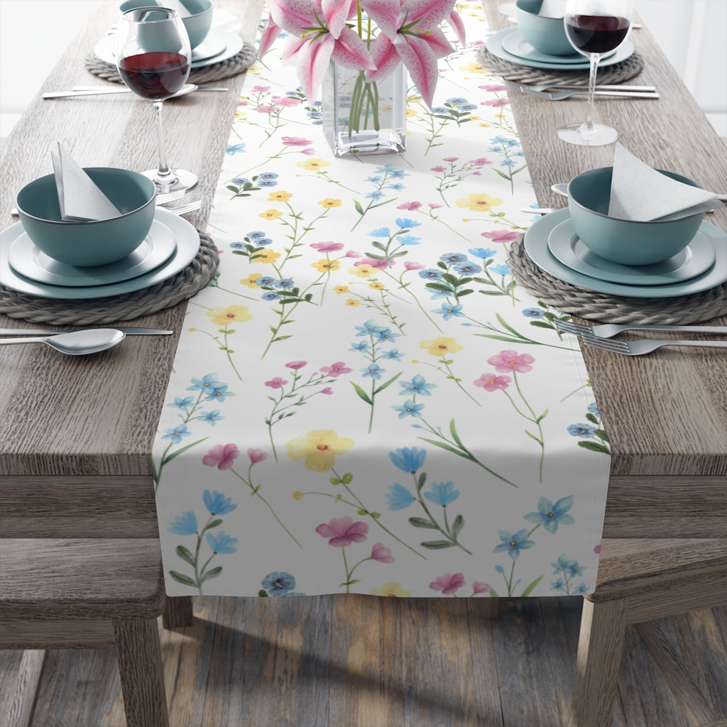 Floral Table Runner / Wildflower Table Decor