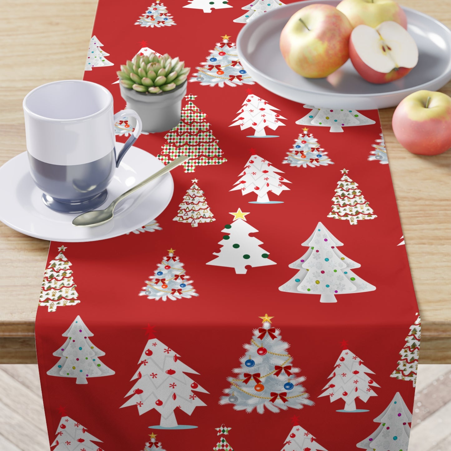 Red Christmas Table Runner / Christmas Tree Print Runner