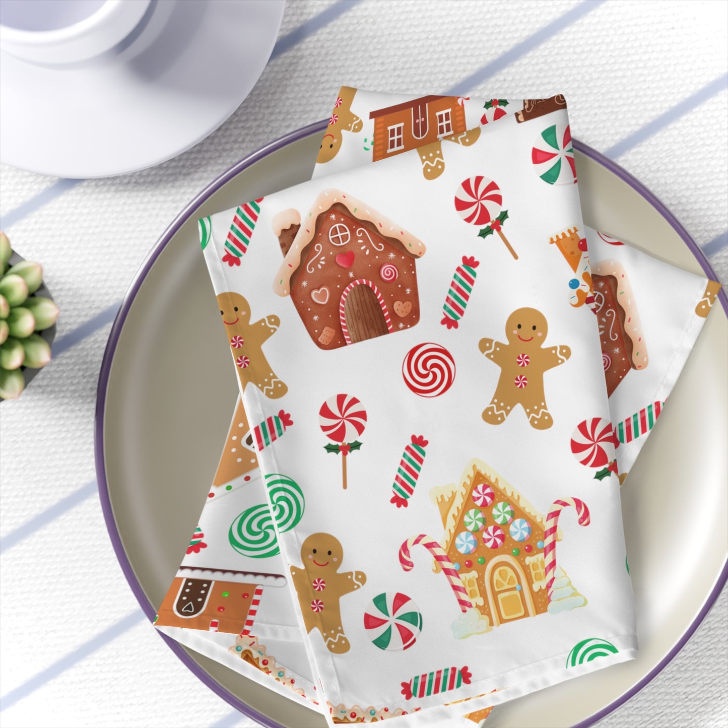 christmas gingerbread cloth napkins in a set of 4