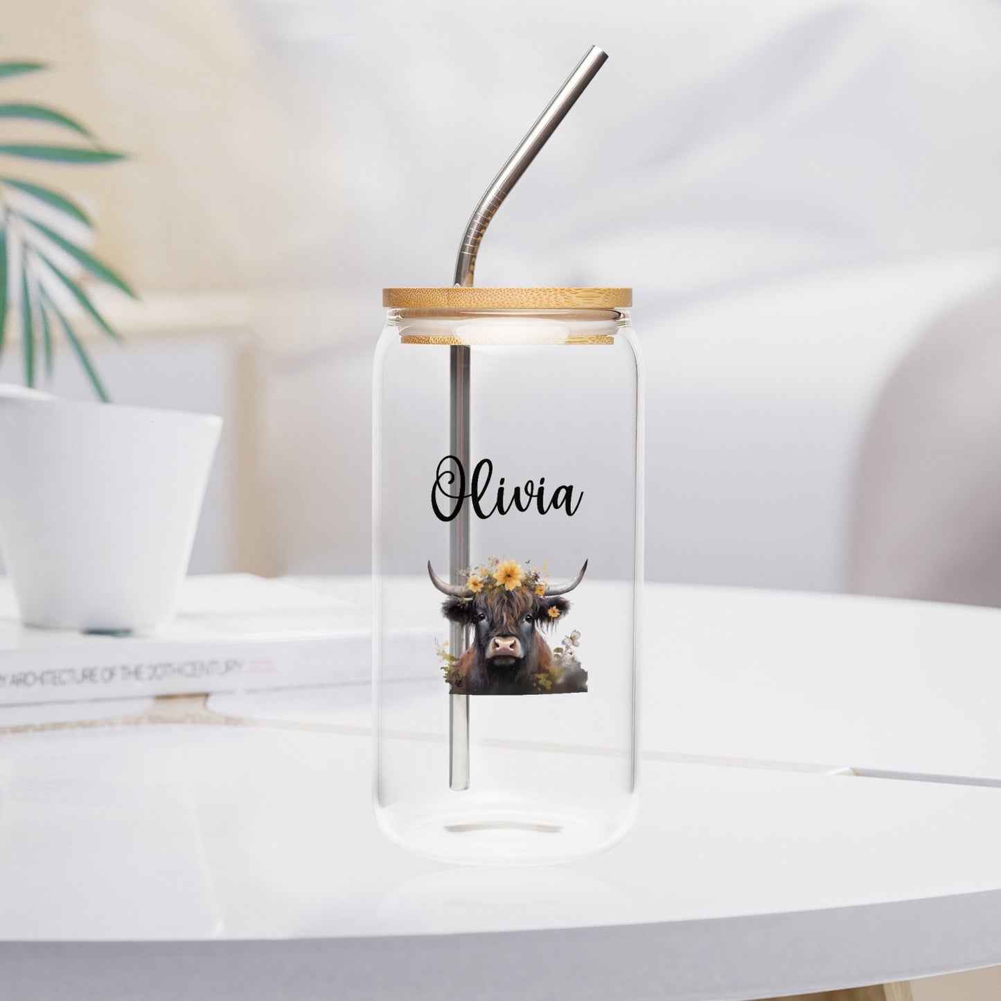 Personalized Highland Cow Drinking Glass with Bamboo Lid