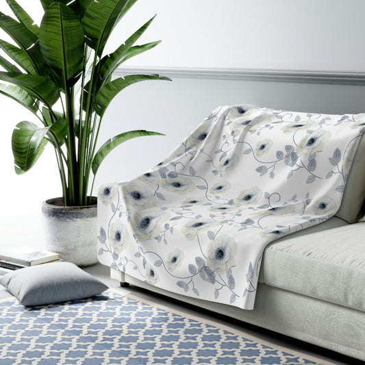 white and navy blue floral blanket for summer or spring