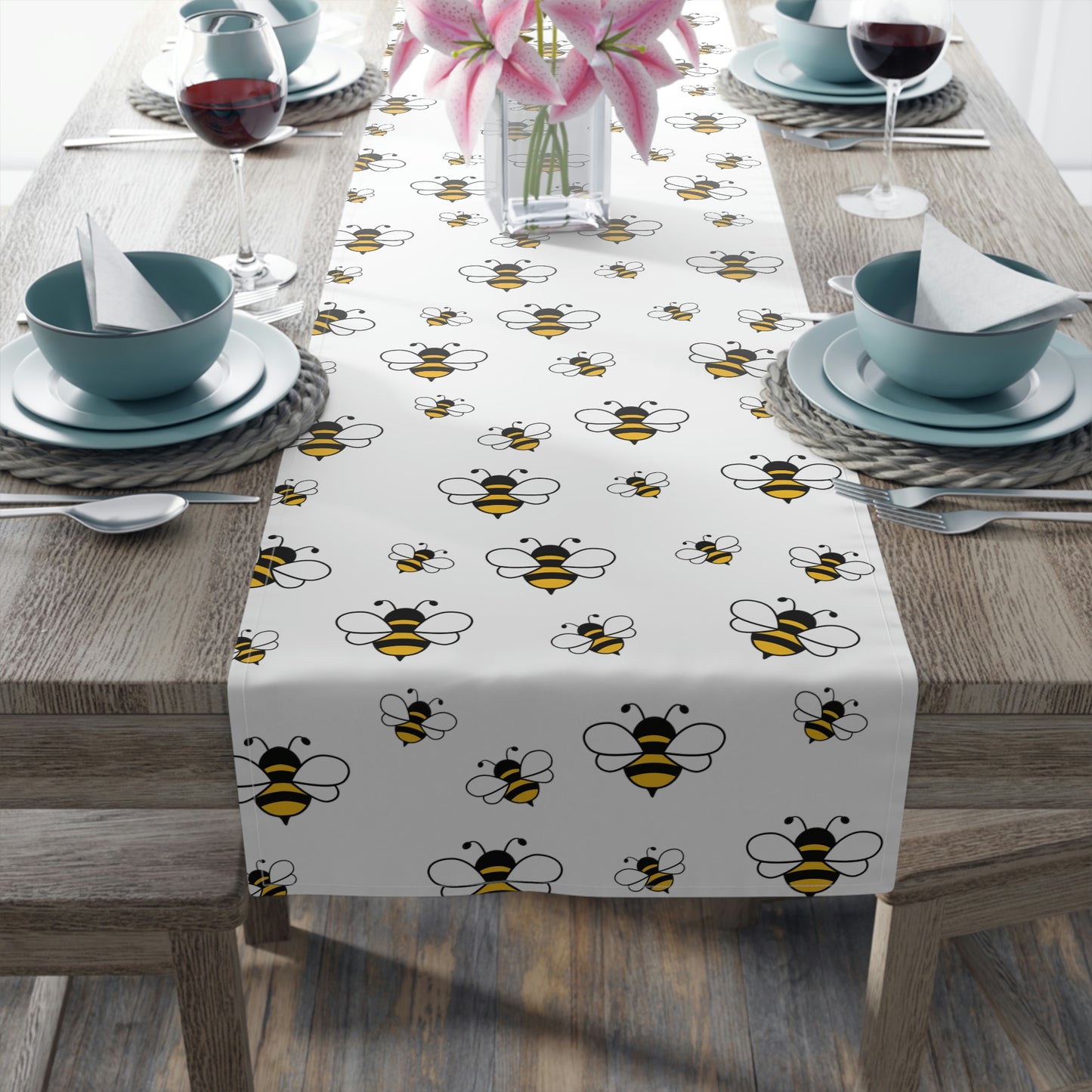 honey bee table runner with bumble bee pattern