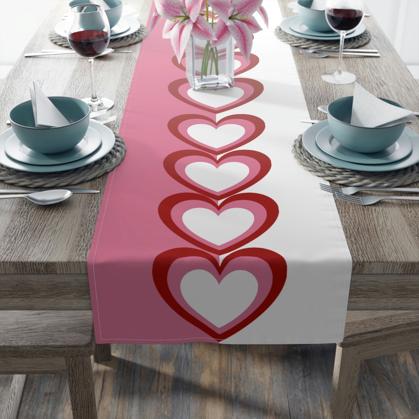 Valentine's Day Table Runner / Valentine's Day Decor /  Heart Decor / Red and Pink Valentine's Decor