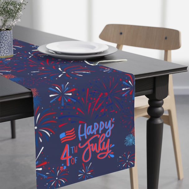 4th of July Table Runner / Patriotic Table Decor
